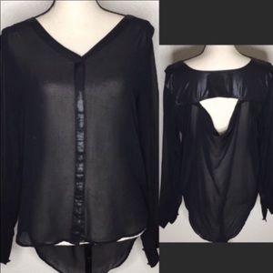 Rock & Republic Black Medium Open Back Top